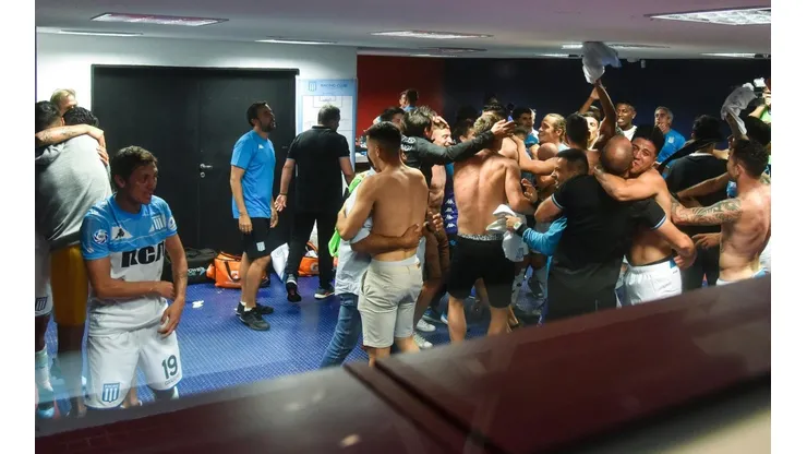 Pasaron los festejos y a Racing le llegará la carta documento de un jugador