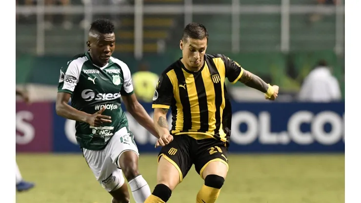 Peñarol vs Deportivo Cali por la Copa Sudamericana.