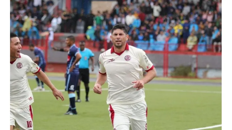 Un futbolista del UTC en los planes de ser el primer refuerzo de Universitario