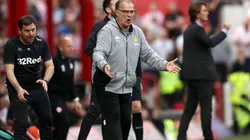 El chiste se cuenta solo: Leeds anunció la continuidad de Marcelo Bielsa con humo