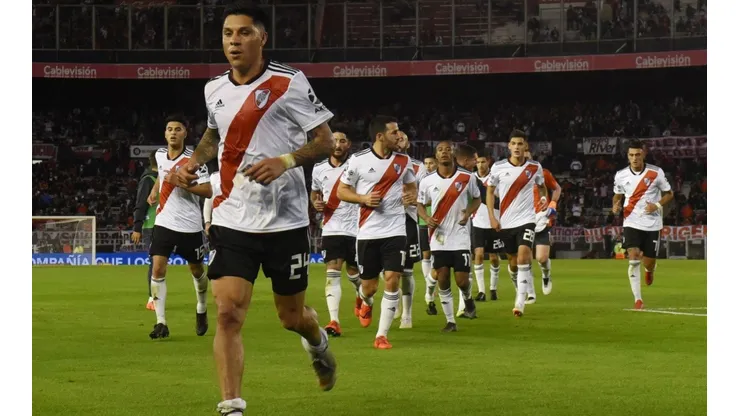 Tira y afloje: los dos sponsores que se estarían disputando la camiseta de River