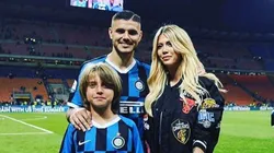 Icardi erró un penal, el técnico lo cambió, toda la gente del Inter lo abucheó y Wanda Nara metió un picante posteo