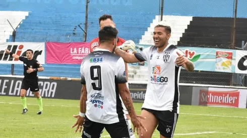 Central Córdoba eliminó a Almagro y jugará la final por el ascenso ante Sarmiento
