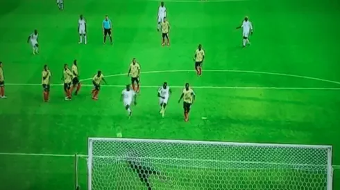 Hay futuro: Atajadón de Mier para evitar la segunda caída de Colombia