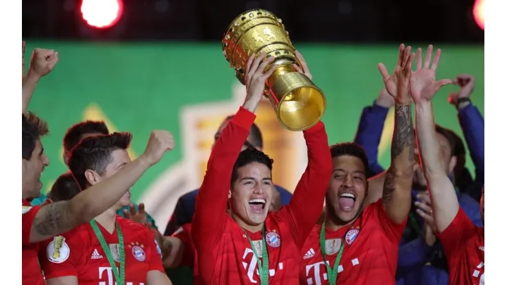 James Rodríguez celebra el título de la DFB Pokal 2019.