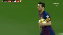 Lionel Messi encontró el 1-2.
