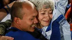 Juan David Pérez y el gesto con la hincha de Millonarios.