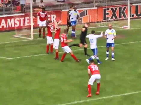 Video viral: en el fútbol de Holanda ¡el árbitro hizo un gol y valió!