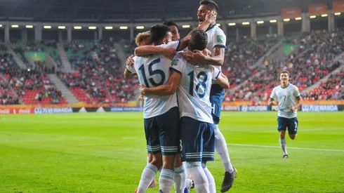 Argentina debutó con goleada.