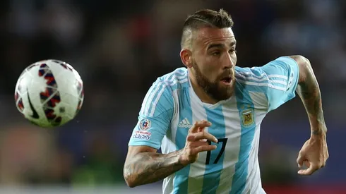 Otamendi se reencontró con un viejo amigo de Vélez