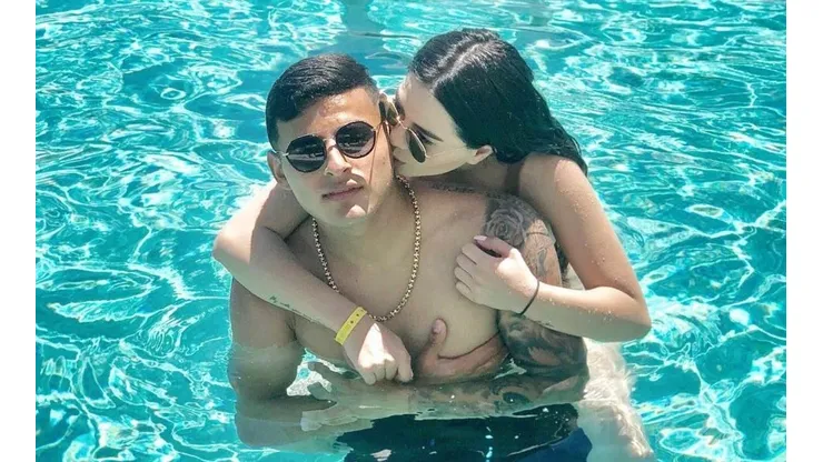 Alexis Vega presumió a su novia en las redes