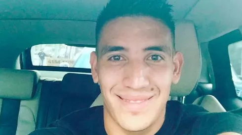 Centu metió posteo en su historia.