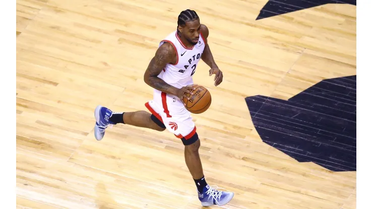 A Kawhi Leonard le hicieron una propuesta imposible de rechazar para quedarse en Toronto