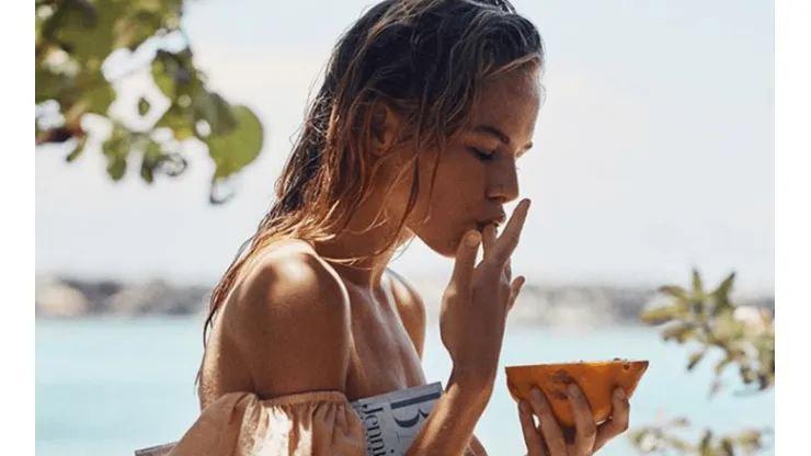 Todo bien hace: no cumplió los 20, lo quiere toda Europa y su novia es una bomba