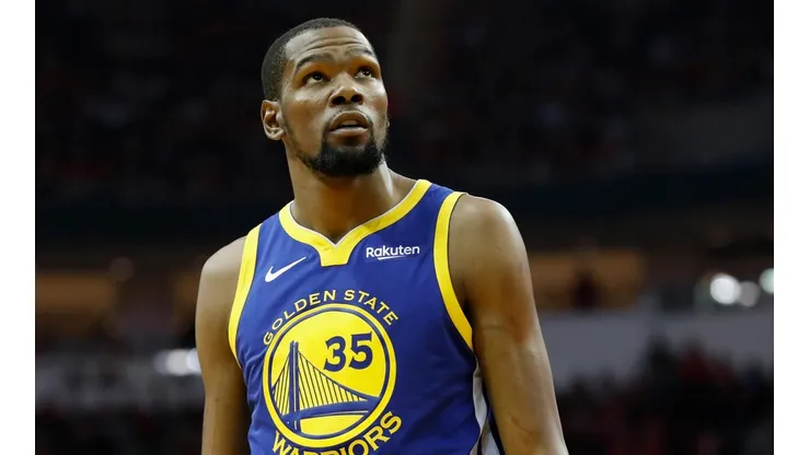 Sigue la guerra: un periodista expuso a Kevin Durant y lo dejó en ridículo