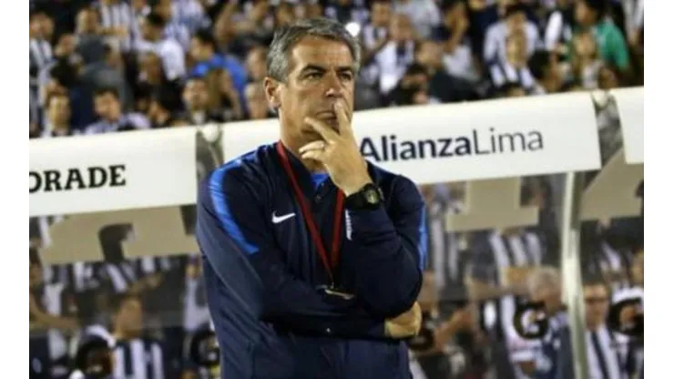 Hay acuerdo con Pablo Bengoechea para asumir la dirección técnica de Alianza Lima
