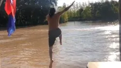 Pablo Lescano subió un videazo en cámara lenta: "Cuando te le tirás sin salvavidas porque sabés que gusta de vos"