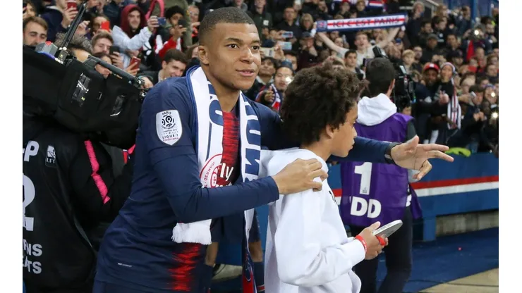 Un jugador de Real Madrid ya le anticipó la bienvenida a Kylian Mbappé