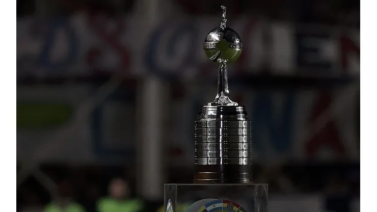 Trofeo de la Copa Conmebol Libertadores.