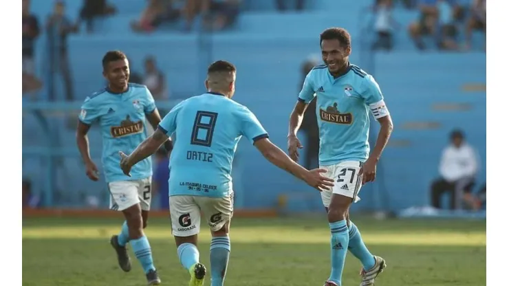 Unión Española vs Sporting Cristal por la Copa Sudamericana.