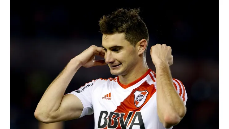 Lucas Alario con la camiseta de River.