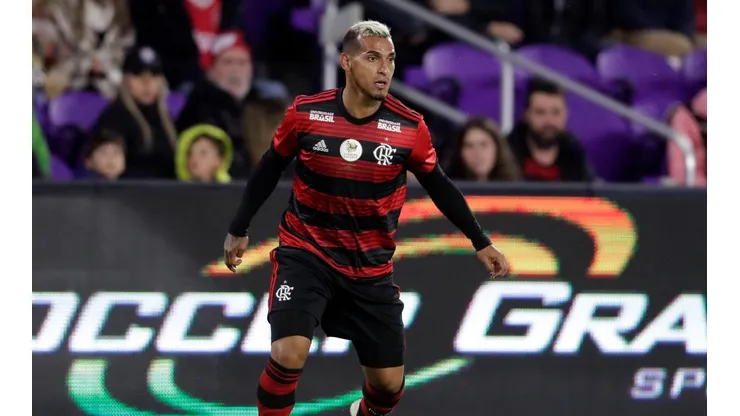 Miguel Trauco saldría del Flamengo y ya tendría todo arreglado con su nuevo equipo