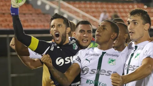 En los cuadrangulares semifinales de la Liga mandan los visitantes