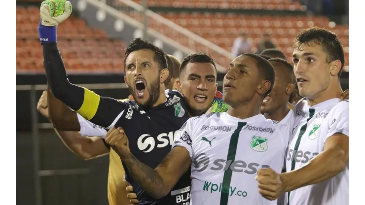 En los cuadrangulares semifinales de la Liga mandan los visitantes