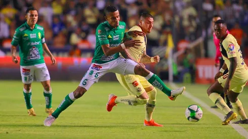 Las alineaciones oficiales de León y América en la Vuelta