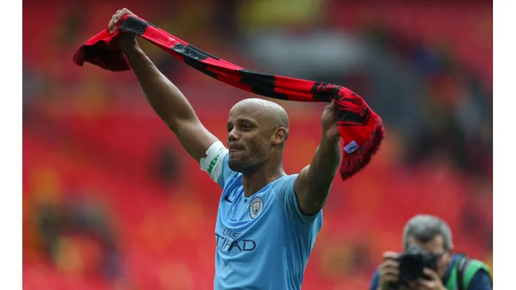 Adiós, capitán: Vincent Company dejó Manchester City y ya tiene nuevo equipo