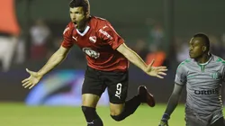 Gigliotti gritando un gol en Independiente.