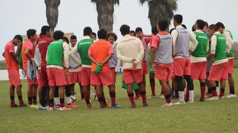 Poca convocatoria de hinchas para el encuentro ante Deportivo Municipal