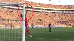 ¡Barovero voló hasta el ángulo! Otra vez figura de Rayados