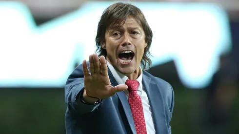 El San José de Almeyda goleó y sale del fondo de a poco