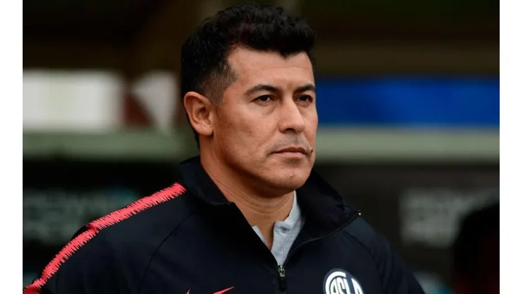 Almirón podría tener nuevo equipo en la Superliga Argentina.
