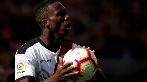 El emotivo mensaje de los hinchas de Newell's a Luis Advíncula pidiendo su regreso