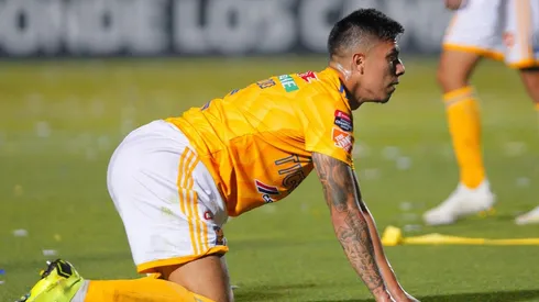 Salcedo viene cumpliendo un mal partido.