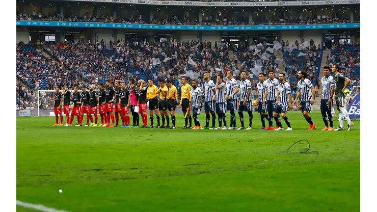 Ferretti tenía razón: la cancha de Rayados, en deplorables condiciones