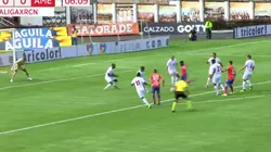 La defensa de América hace agua y Pasto marca rápidamente