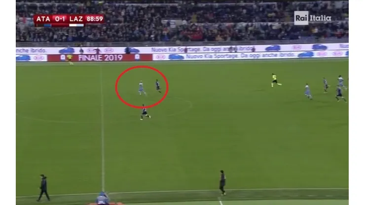 El golazo de Joaquín Correa que selló la Copa Italia: ganó en velocidad y dejó parado al arquero