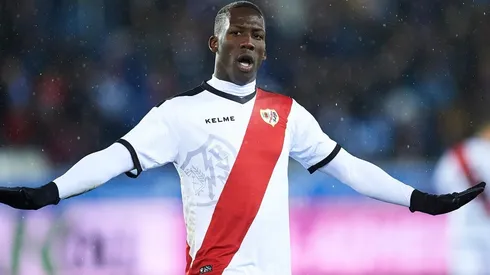 Su futuro es un misterio: cinco ligas del planeta quieren los servicios de Luis Advíncula