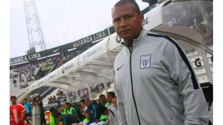 Víctor Reyes descubrió dos cracks para el futuro inmediato en Alianza Lima