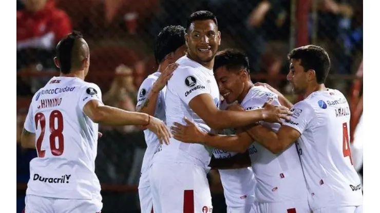 Huracán vs Unión Sunchales por la Copa Argentina.