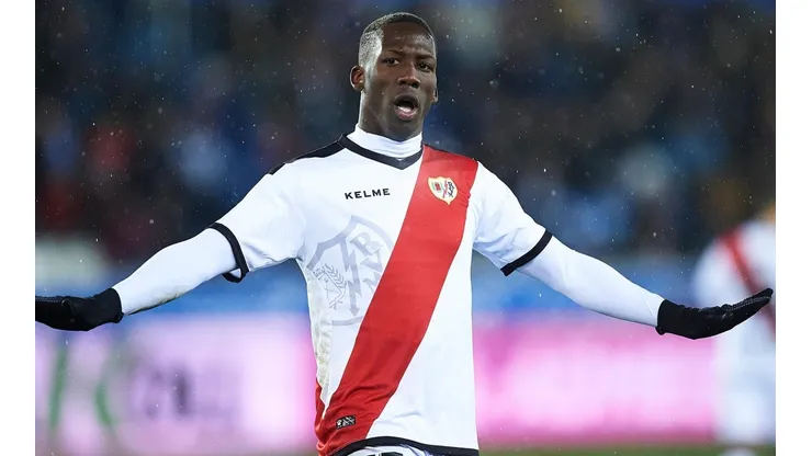 El Rayo descendió y Luis Advíncula prepara el regreso a la Superliga Argentina