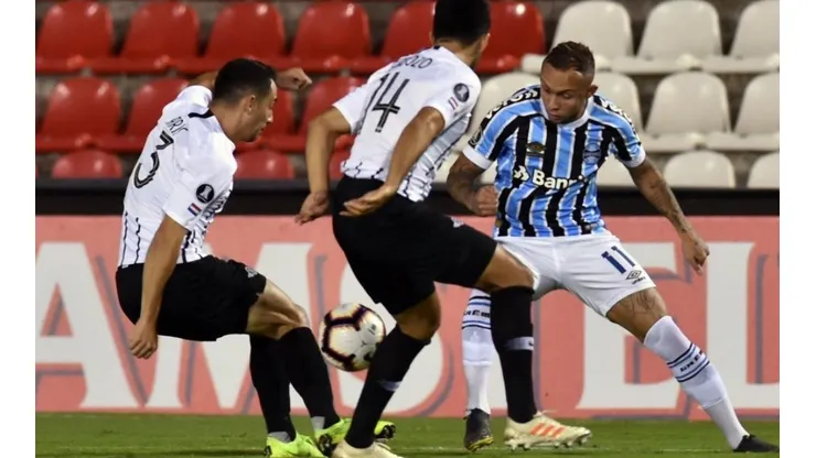 Gremio vs Libertad
