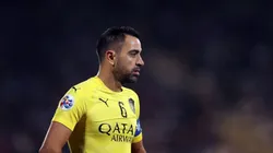 Muy lejos del Barcelona, Xavi se prepara para su debut como entrenador