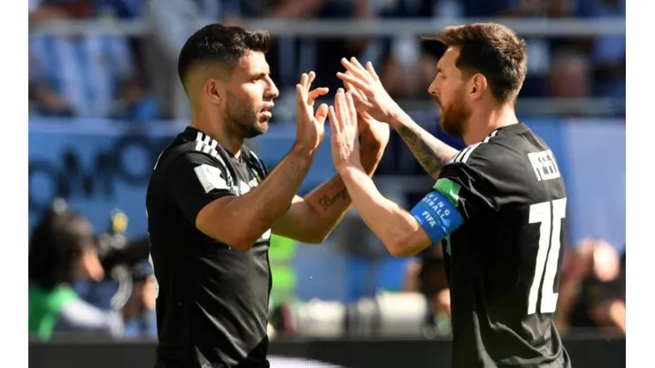 Tras la polémica, Agüero se descargó en Twitter: desmintió sus declaraciones y defendió a Messi