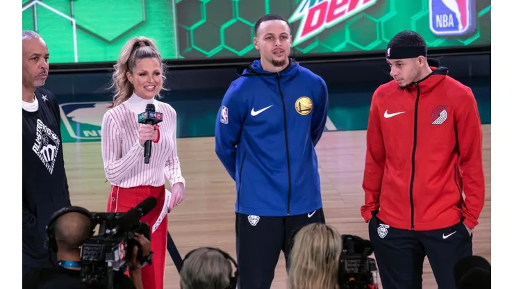 La medida de los padres de Stephen Curry para saber a qué hermano apoyar en los playoffs