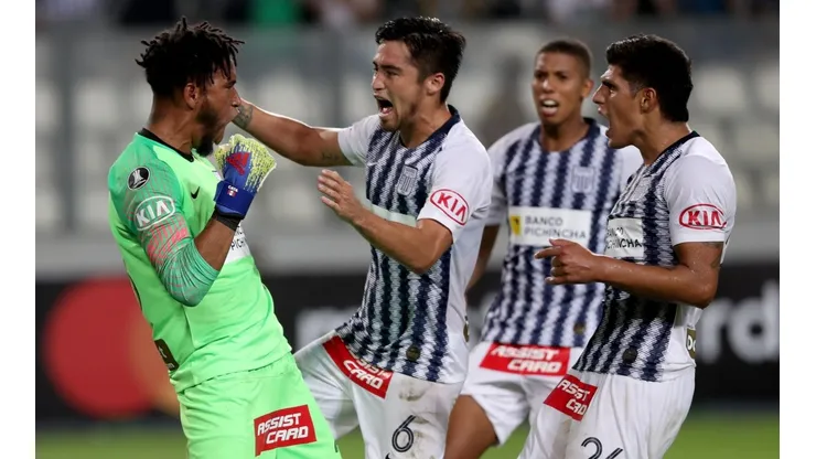 Pedro Gallese dentro del top de los que más atajaron en la Copa Libertadores