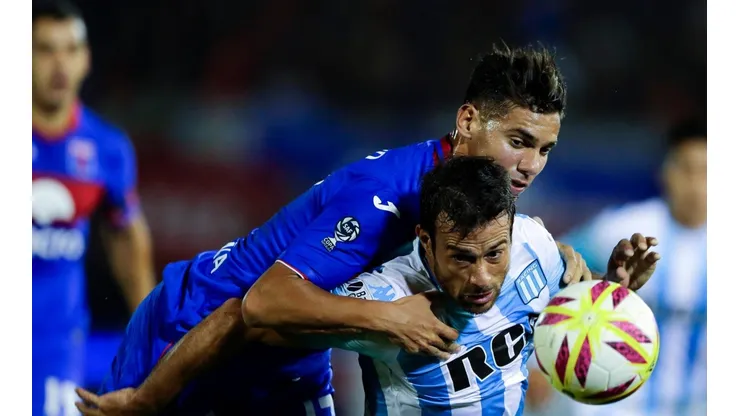 Ver en VIVO Racing vs Tigre por la Copa de la Superliga f22.